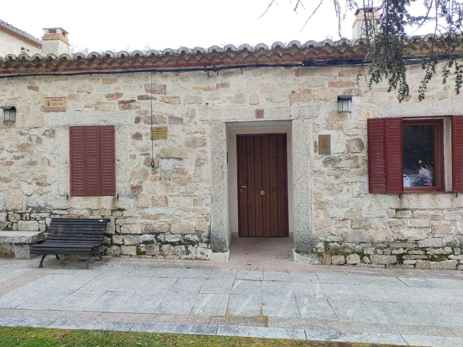 Alojamiento Antigua Casa De Telefonos Эль-Берруэко Экстерьер фото