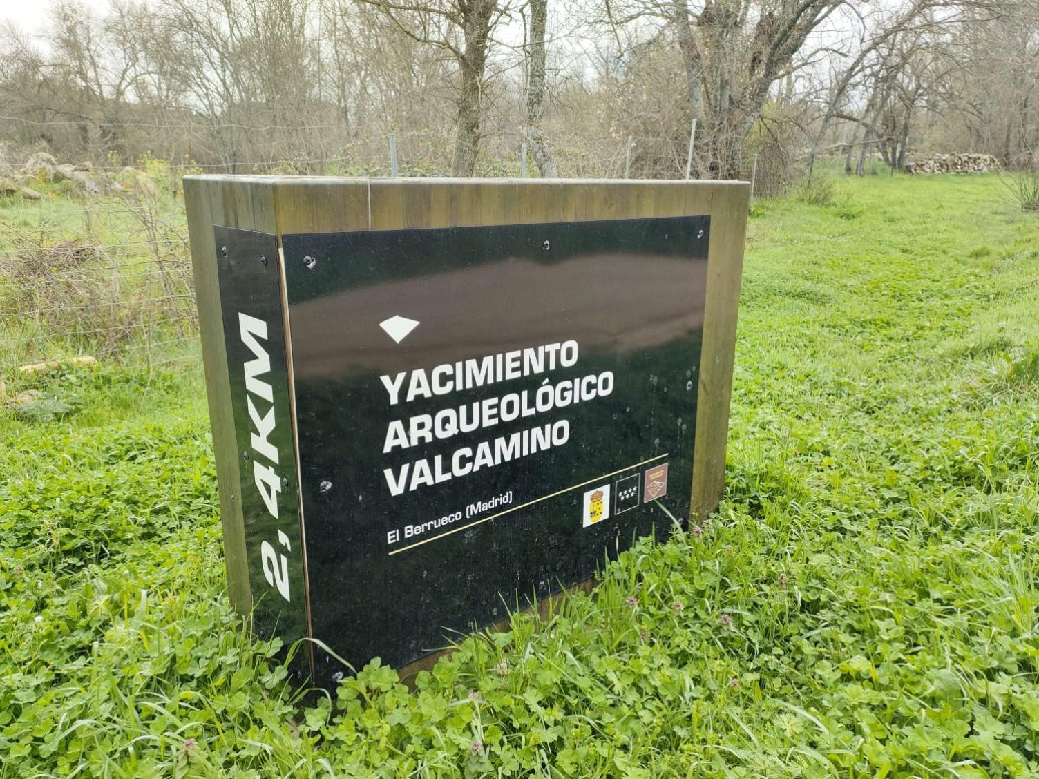 Alojamiento Antigua Casa De Telefonos Эль-Берруэко Экстерьер фото