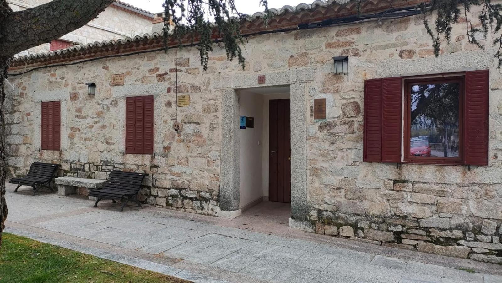 Alojamiento Antigua Casa De Telefonos Эль-Берруэко Экстерьер фото
